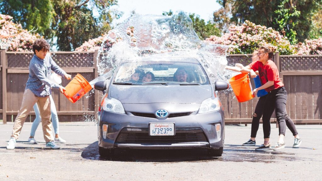 car wash to raise money